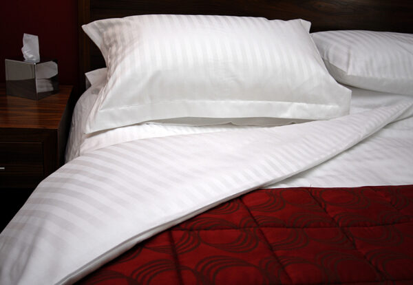 Μαξιλαροθήκη OXFORD Cotton Luxury Line Satin Stripe TC240 Le Blanc